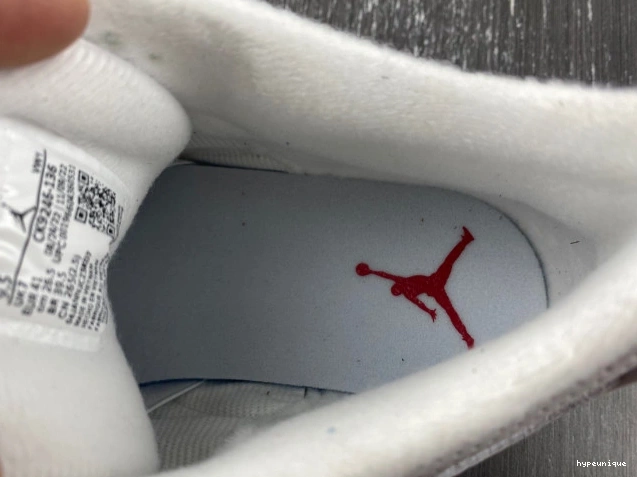 HYPE CK9246-136 Jordan 3 Lucky Retro (W) Green 0724